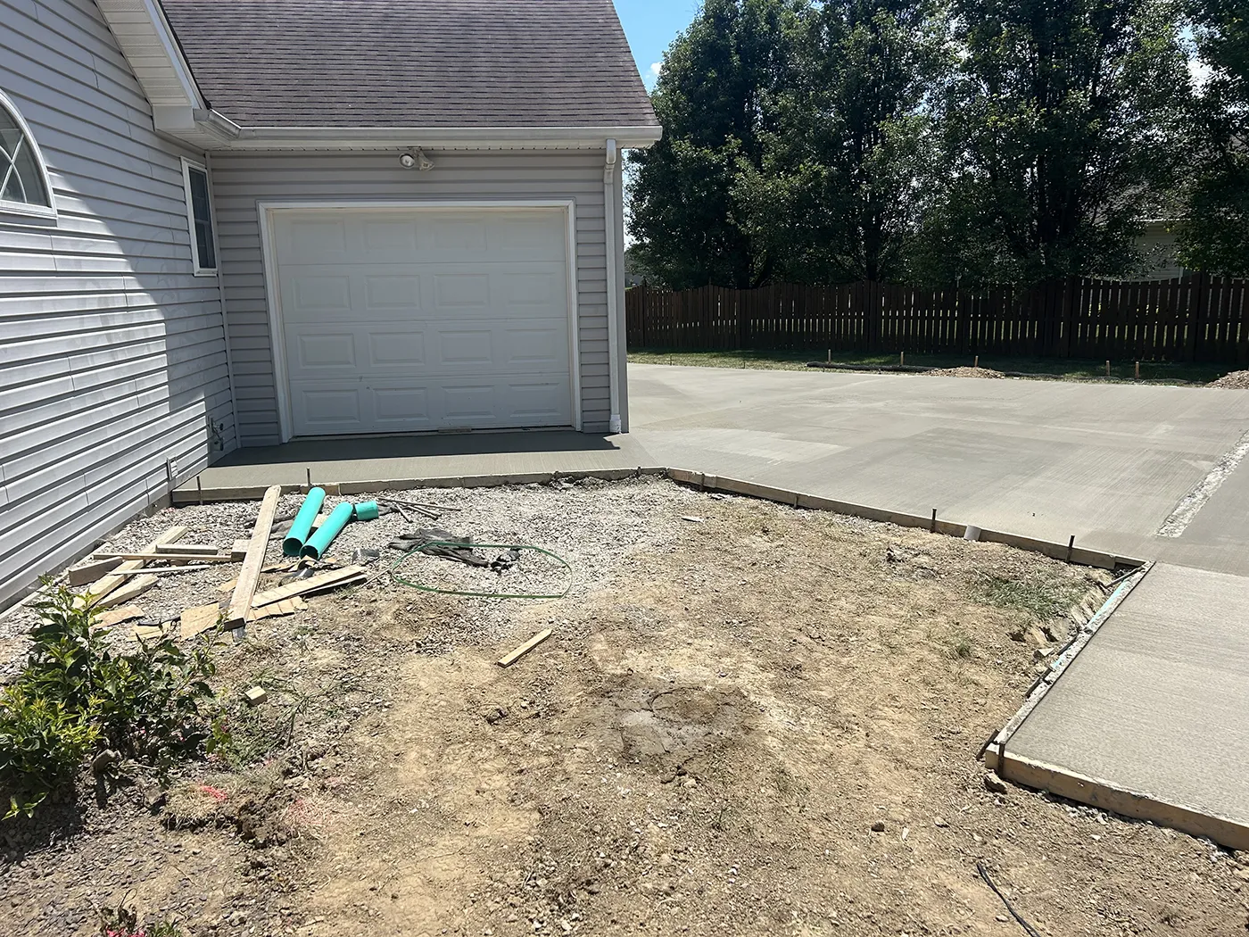 ASA Construction SVC. LLC - Belleville IL - Driveway With Trench Drain